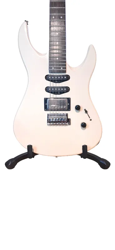 Guitarra electrica yamaha rg112