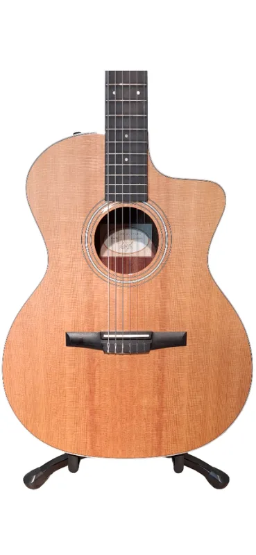 Guitarra taylor 214ce-n
