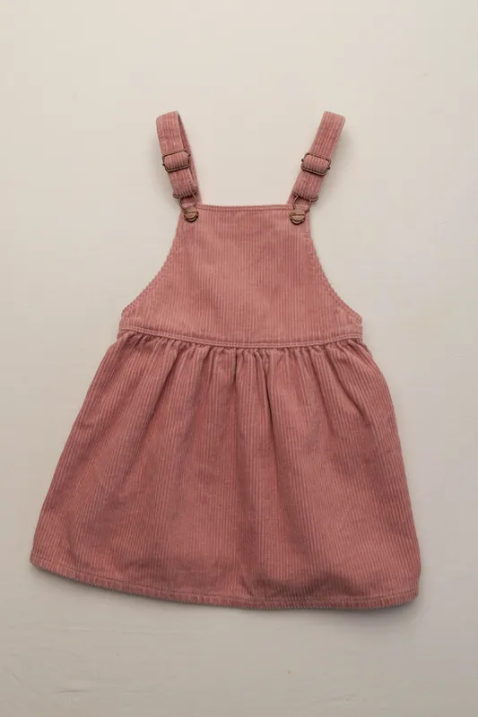 Vestido jardinero corderoy zara