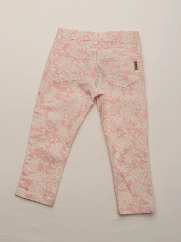 Pantalón gabardina floreado cheeky