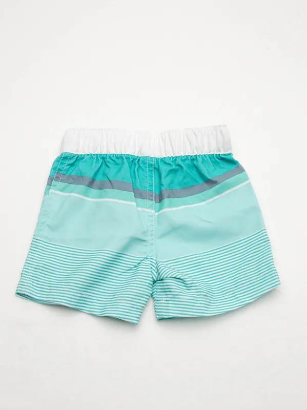 Conjunto remera y short de baño carters