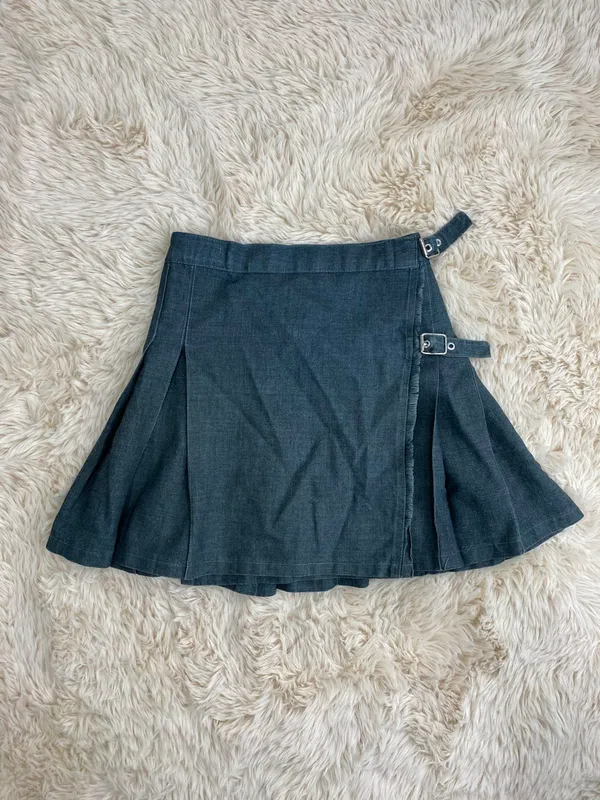 Pollera gris a tablas cintura regulable t1