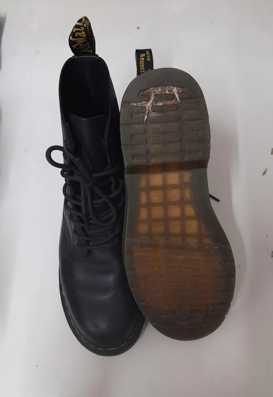 Borcegos dr martens talle 45 uk 10