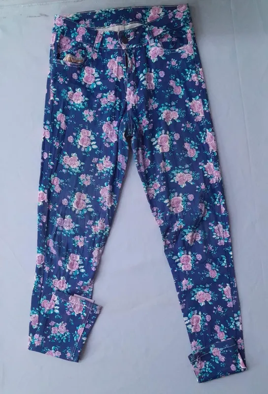 Pantalon floreado- talle 36/38 elastizado