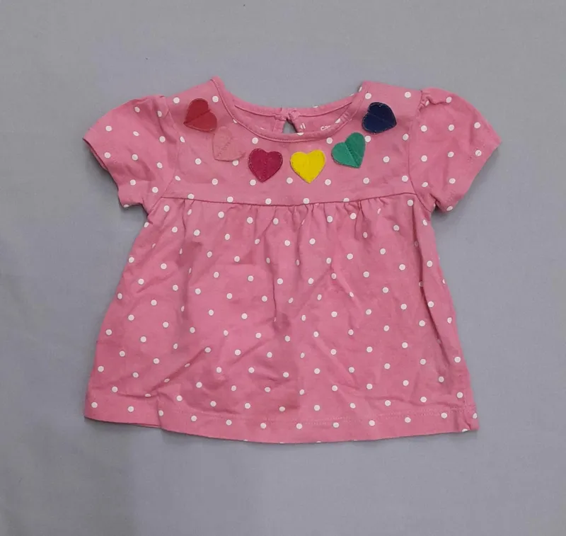 Remera lunares carters 6 meses