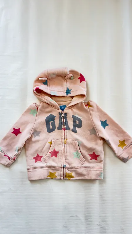 Campera gap estrellas 6-12 meses