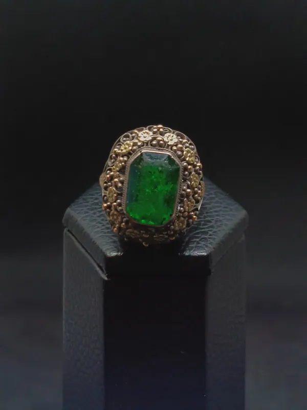 Anillo de plata y oro estilo antiguo con filigrana