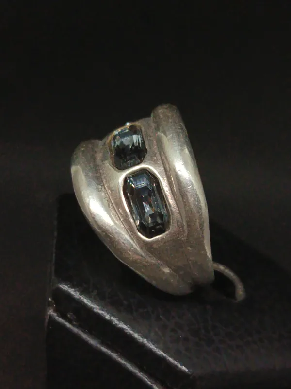 Anillo bañado en plata diseño bluemoon