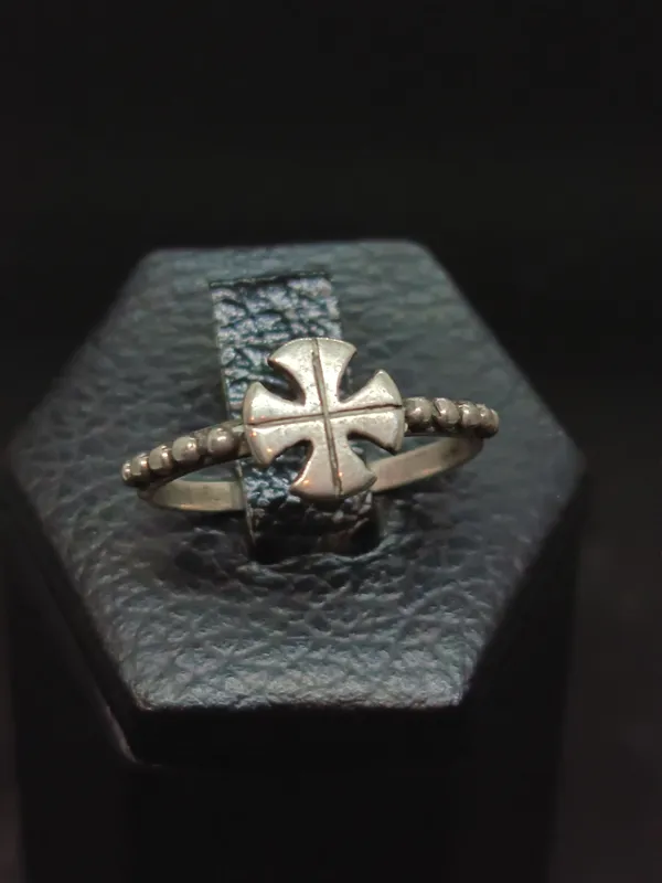 Anillo de plata 925 rosario vasco