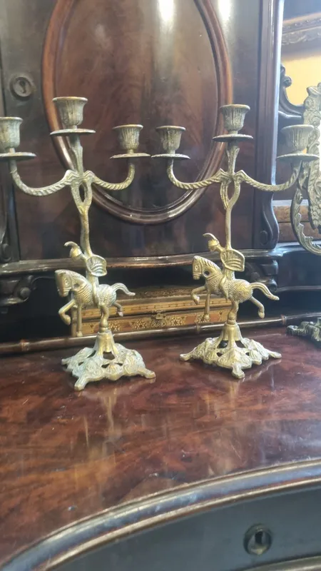 Par de candelabros de bronce 3 luces