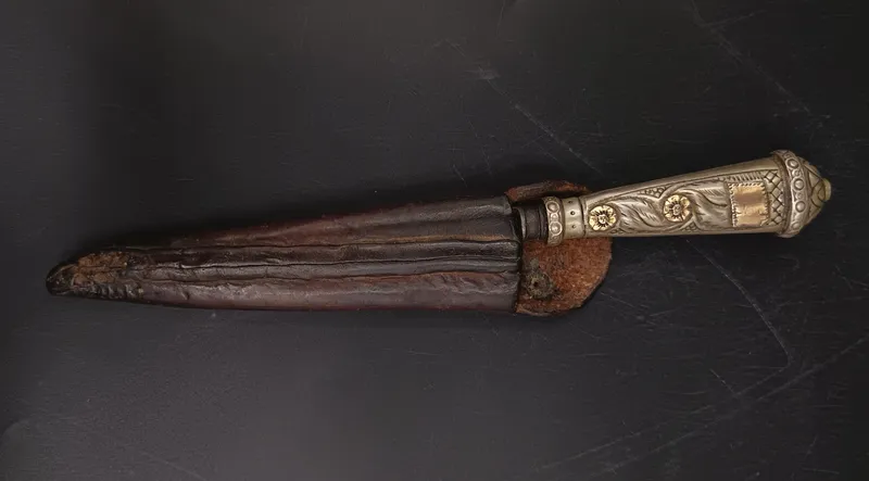 Cuchillo plateria criolla hoja solingen vaina de cuero