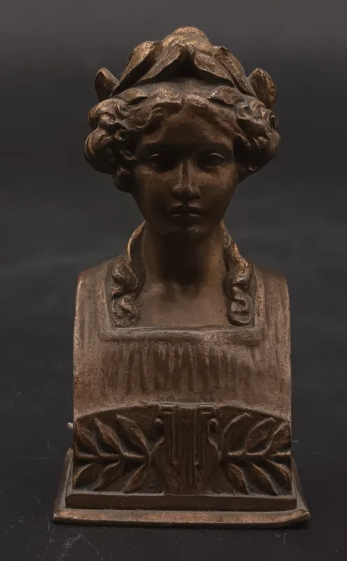 Pequeño busto petit bronce firmado f. gruber
