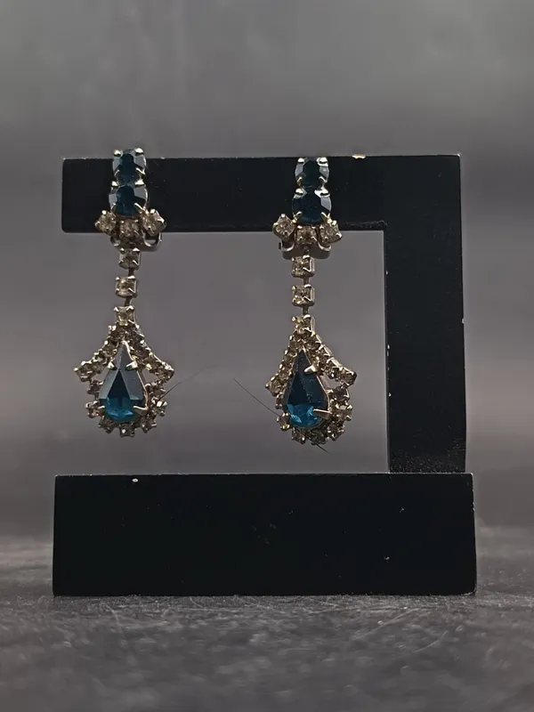 Aros vintage zafiros y piedras trasparentes