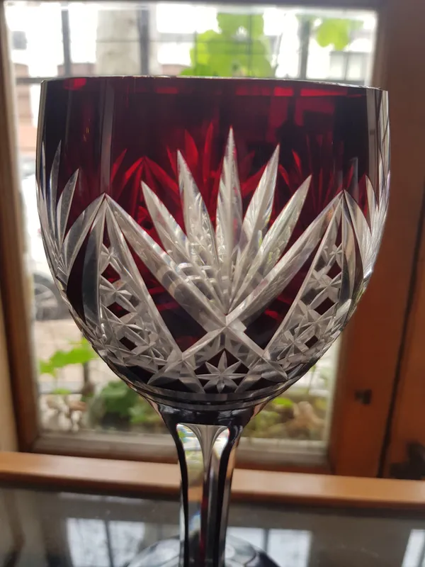 Copon de cristal tallado color rubi 28 cm