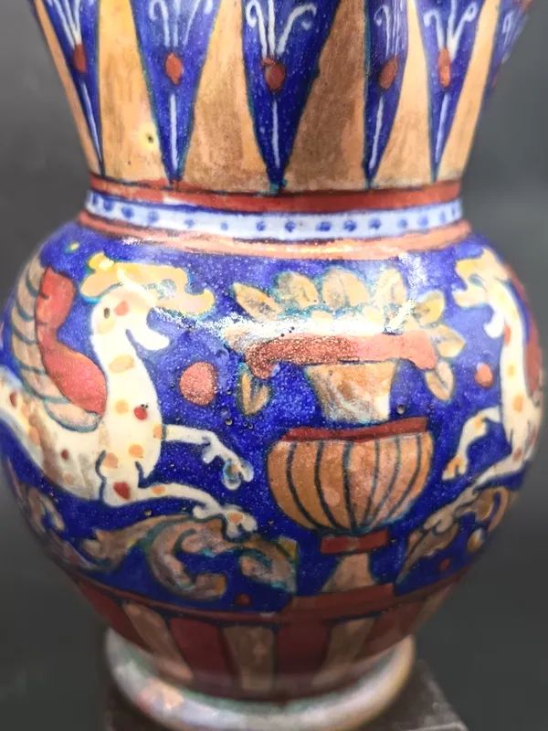 Jarra de ceramica italiana mayolica