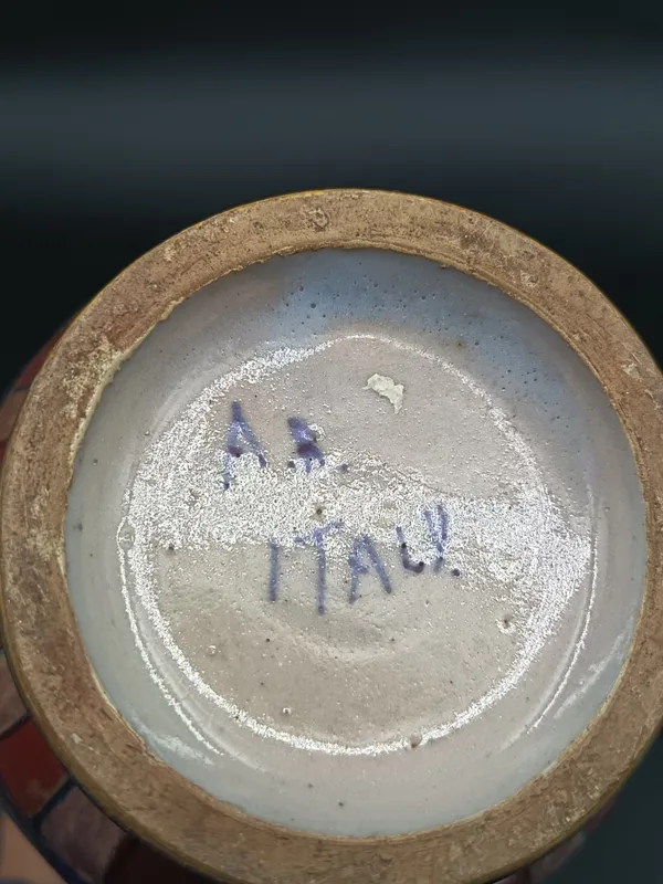 Jarra de ceramica italiana mayolica