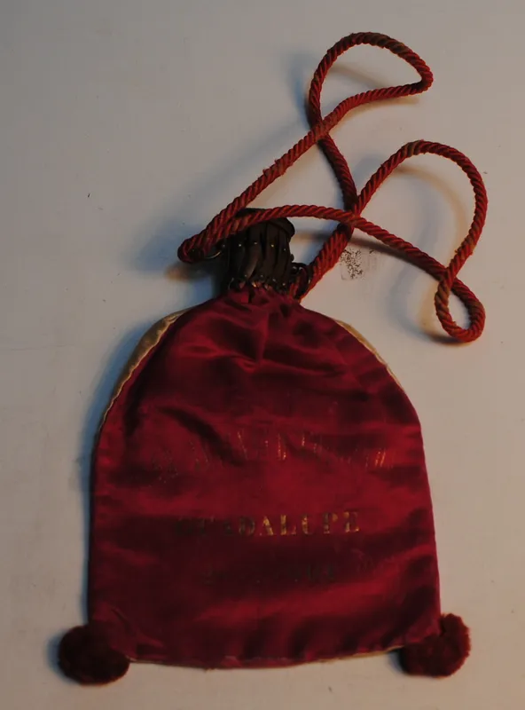 Rarisimo bolso de seda