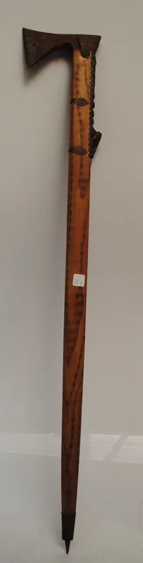 Baston fisionomia hacha para alpinismo 85 cm