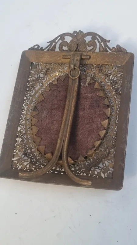 Miniatura de bronce pintada al oleo sobre marfil