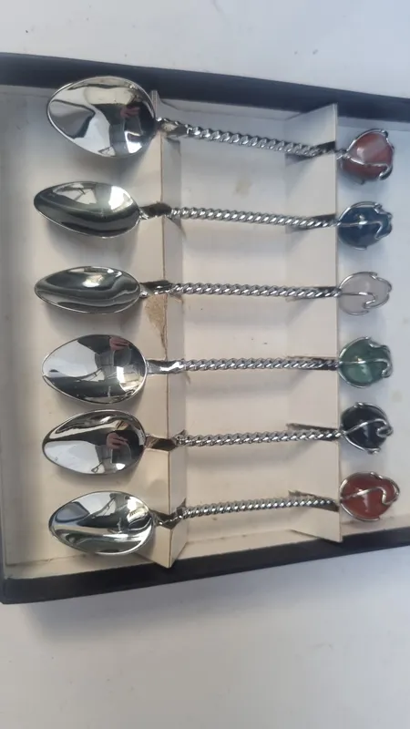Set de 6 cucharitas con agatas