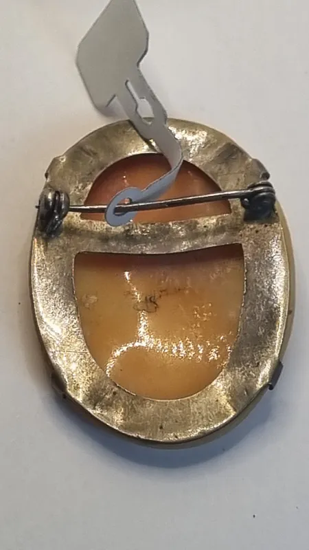 Gran camafeo engarzado en plata muy antiguo