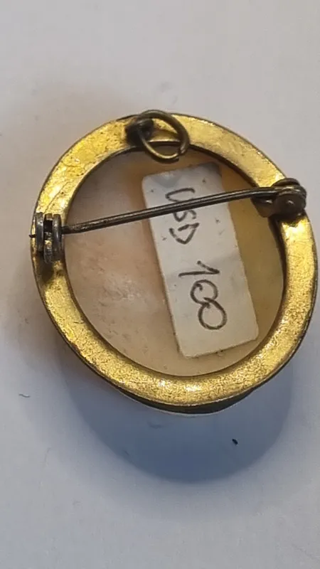 Camafeo antiguo engarzado en bronce original