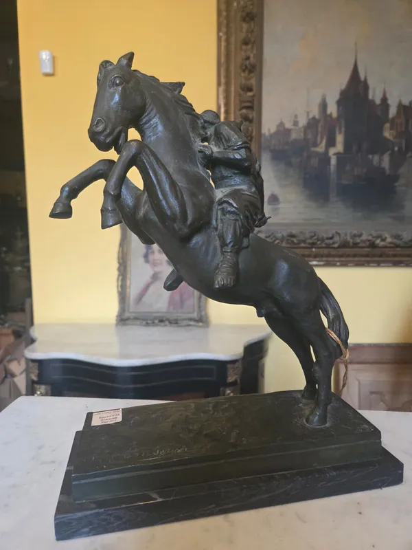Estatua figura de bronce a la cera perdida firmado