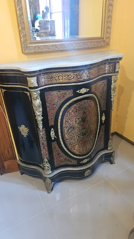 Mueble chiffonier de boulle bronceria ormolu e inscrustaciones