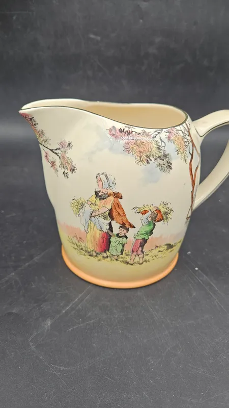 Jarra inglesa de porcelana royal doulton con escena
