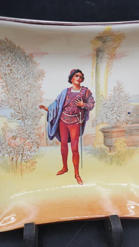 Bandeja rectangular "romeo" serie shakespere 1936 royal doulton inglesa