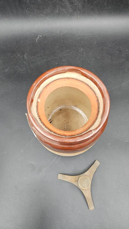 Caja tabaquera de ceramica inglesa la republicana mailhos