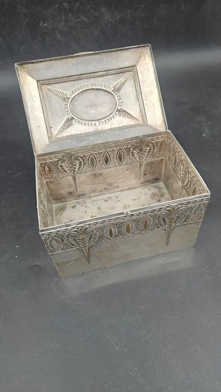 Cofre de metal plateado aleman wmf antiguo de 1920 aprox