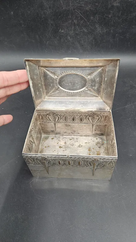 Cofre de metal plateado aleman wmf antiguo de 1920 aprox