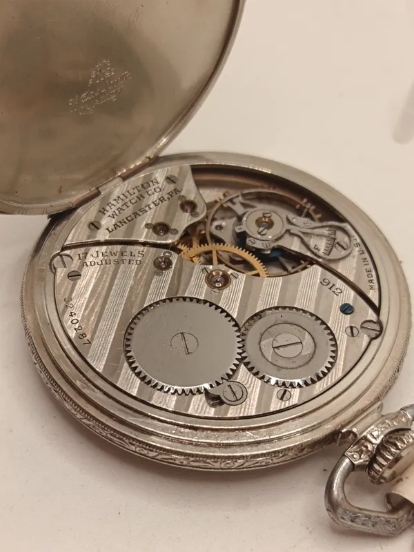 Reloj de bolsillo hamilton watch enchapado en oro 14k. funcionando.