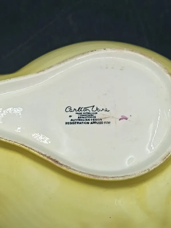 Fuente de ceramica carlton ware