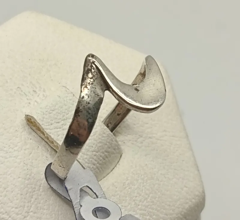 Anillo de plata 925 con diseño