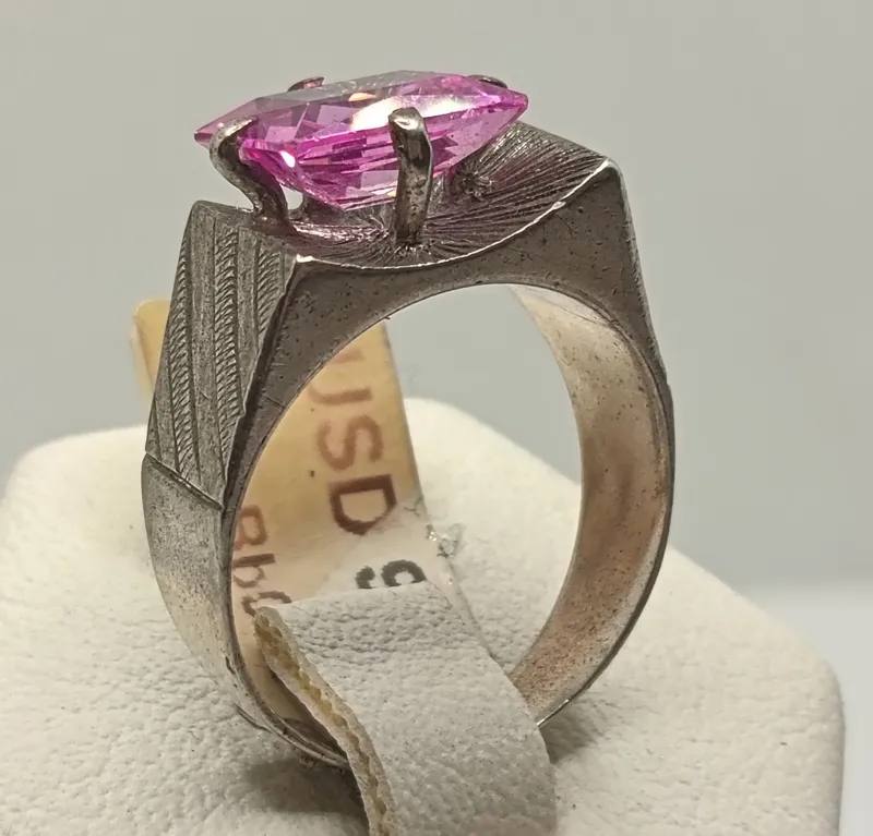 Anillo de plata 925 con amatista central