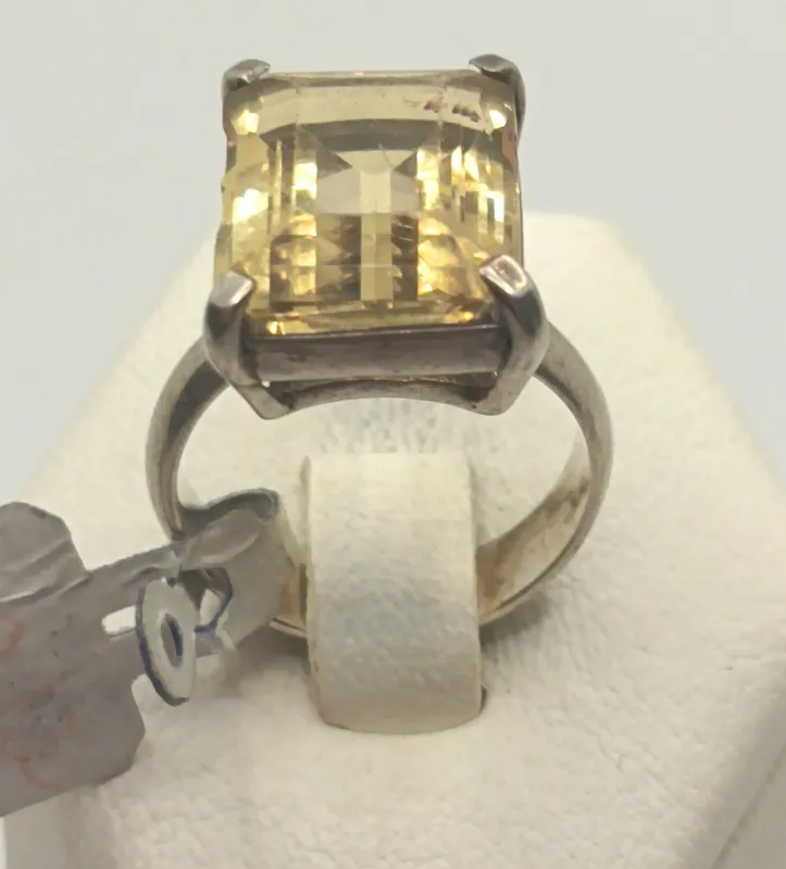 Anillo de plata 925 con citrino naranja central