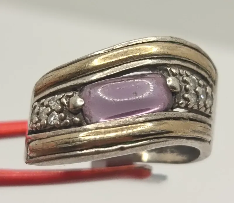 Anillo de plata 925 con  detalles en oro y amatista