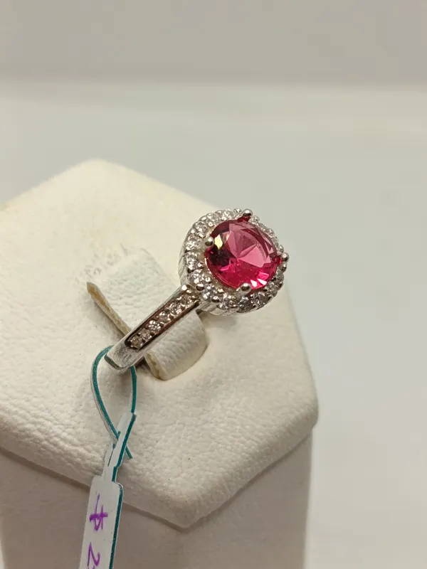 Anillo de plata 925 con piedra negra y circonias