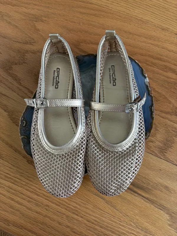 Ballerinas doradas agujereadas Opcao