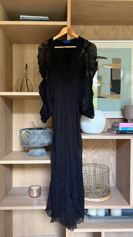 Vestido negro largo con flecos y transparencias Mes Demoiselles