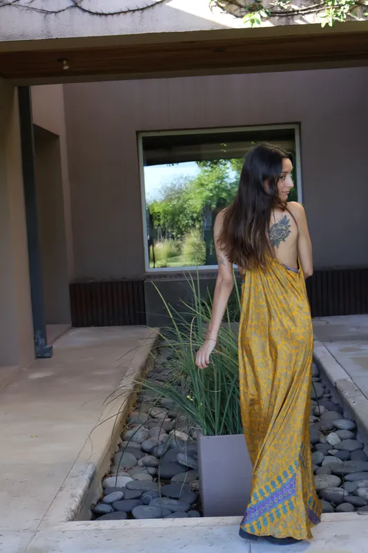 Vestido amarillo estampado a medida