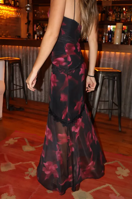 Vestido negro estampa flores Bershka