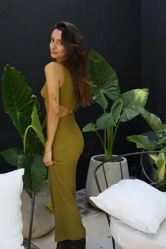 Vestido verde seco textura Zara