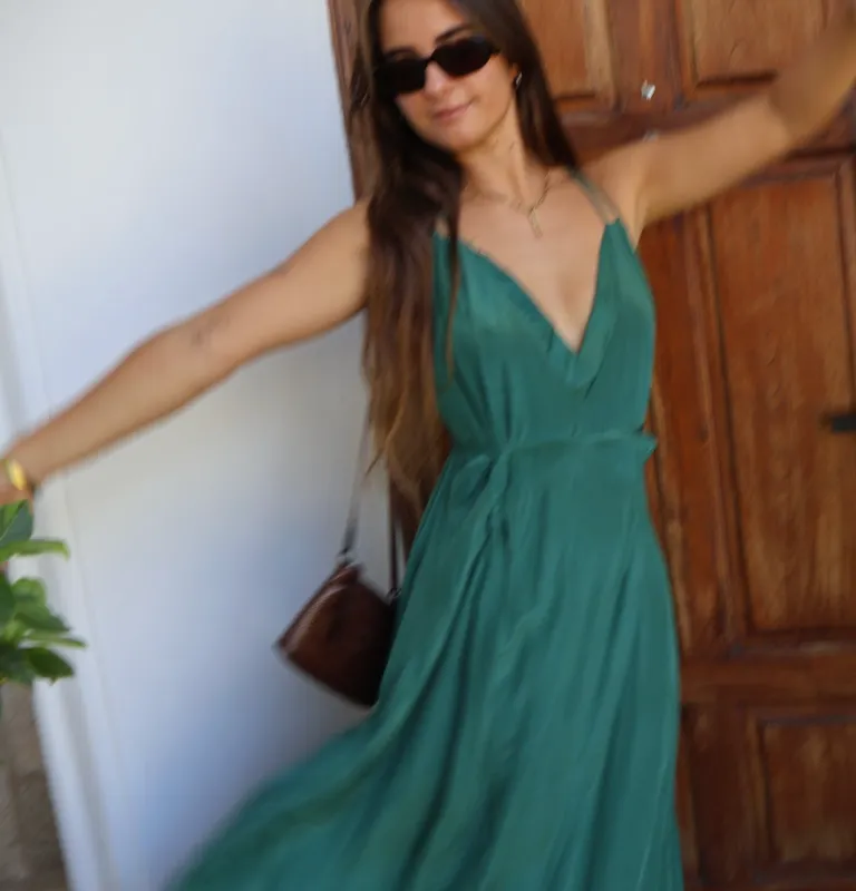 Vestido verde petroleo espalda Maria Cher