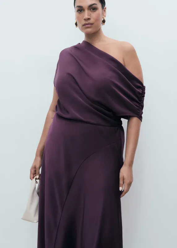 Vestido uva satinado asimetrico Mango
