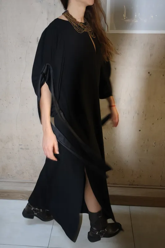 Vestido negro manga larga Allo Martinez